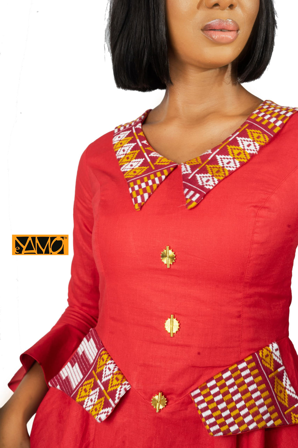 Robe rouge assortie de tissé rouge AKAN et poids Baoulé