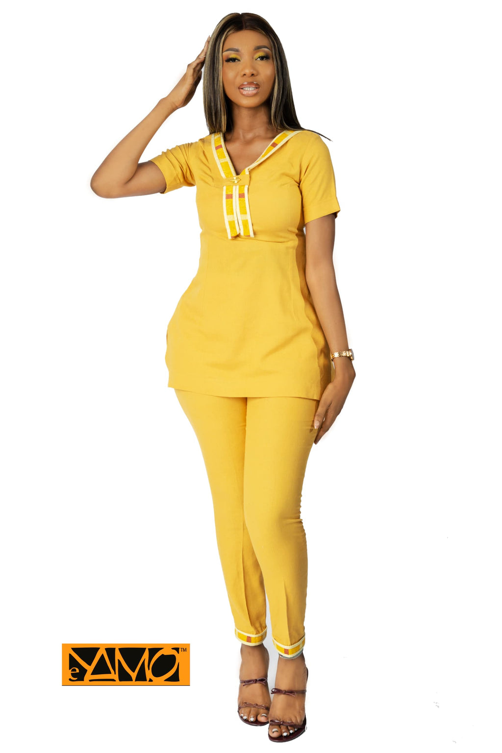 Ensemble Jaune en lin assortie de tissé AKAN et poids Baoulé