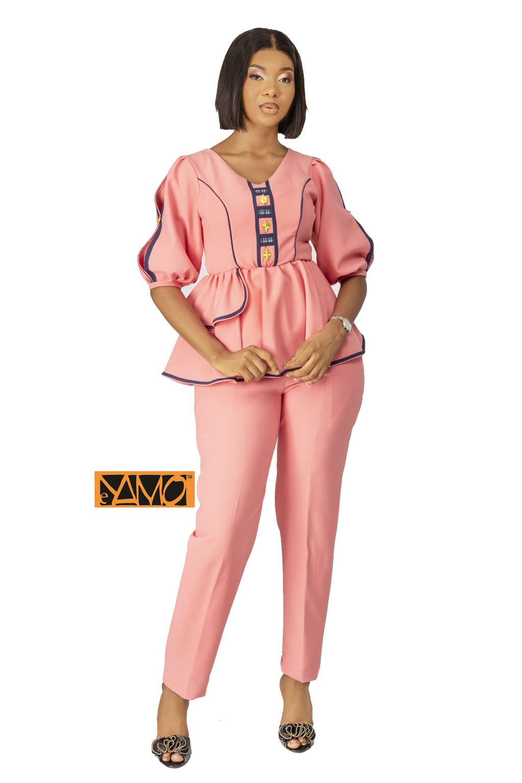 Ensemble rose assortie de tissé AKAN et poids Baoulé