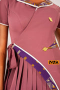 Robe SAUMON assortie de tissé AKAN et poids Baoulé